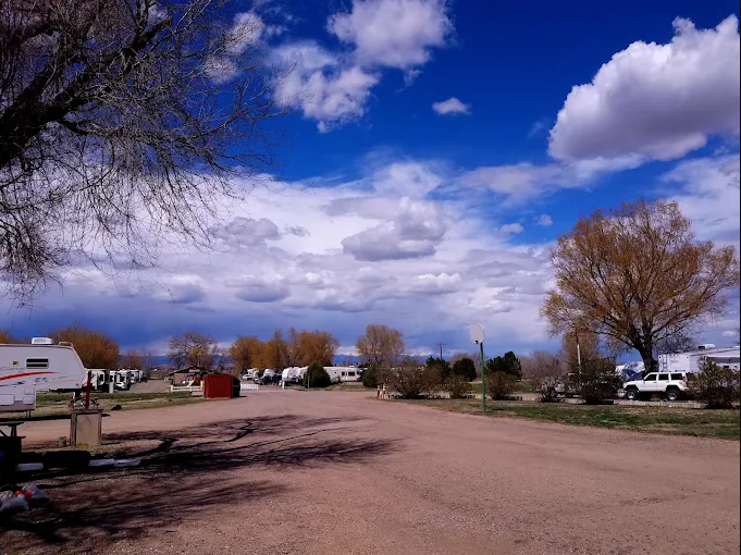 Barr Lake RV Park – Brighton, Colorado campgrounds (Thumbnail)