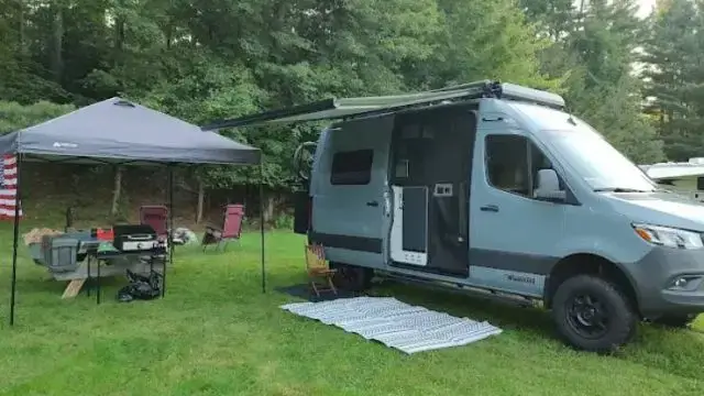 Base Camp RV Park and Campground (Thumbnail)