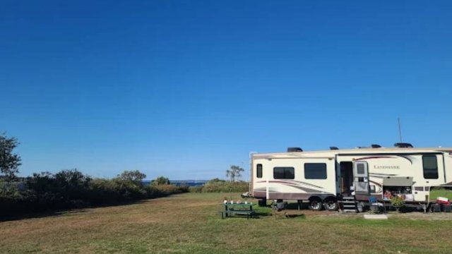 Carr Point Recreation RV Park – US MILITARY INSTALLATION (Thumbnail)