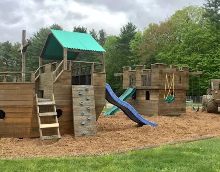 Kampfires Campground, Inn & Entertainment (Thumbnail)