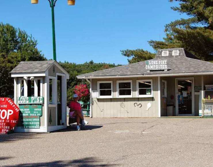 Lone Pine Campsite (Thumbnail)