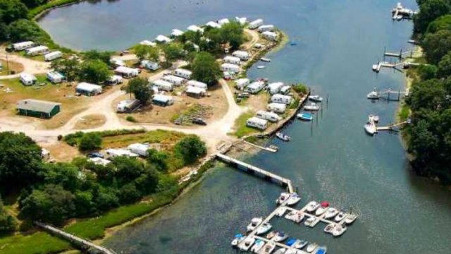 Long Cove Camp Sites & Marina (Thumbnail)