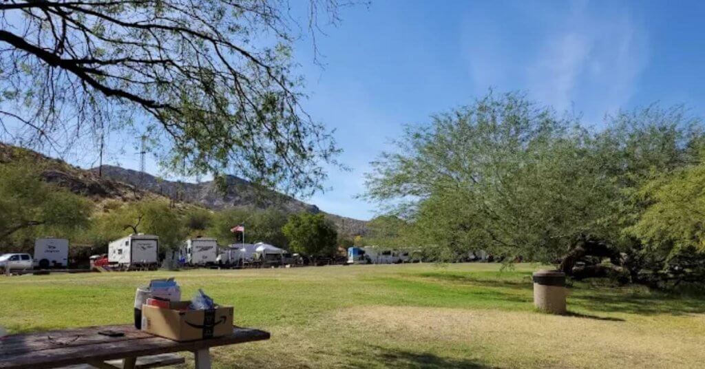 canyon lake campground (Thumbnail)